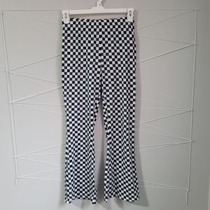 Green & Black Checkered Flared Leggings